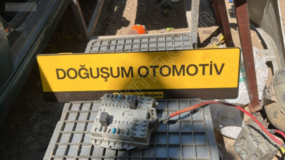 Fiat Doblo 1.2 Sigorta Kutusu