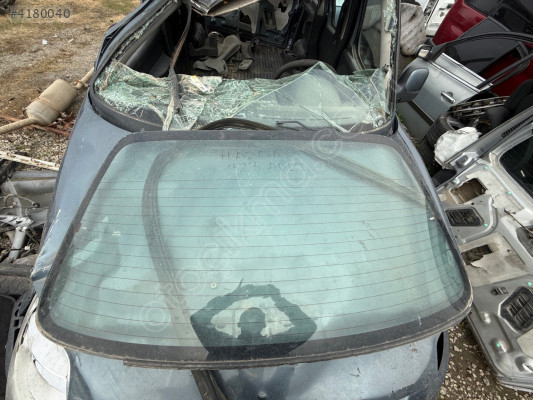 MAZDA 323 ARKA CAM