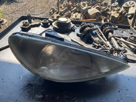 PEUGEOT 206 SAĞ ÖN FAR