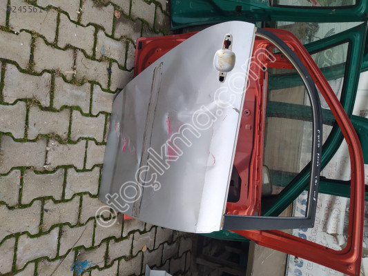 2004 2009 Toyota Corolla sağ arka kapı