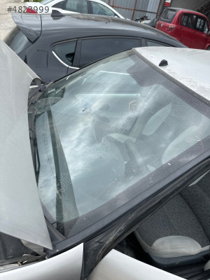 Fiat Albea ön cam