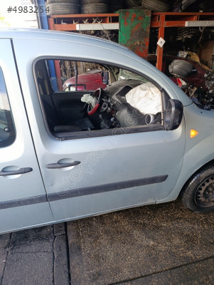 renault kangoo sag ön kapı
