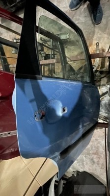 Citroen c3 sağ arka kapı orijinal 2003-2008
