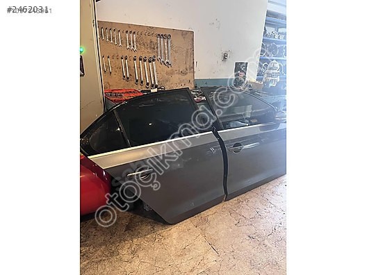 VOLKSWAGEN JETTA SAĞ KAPI LAR