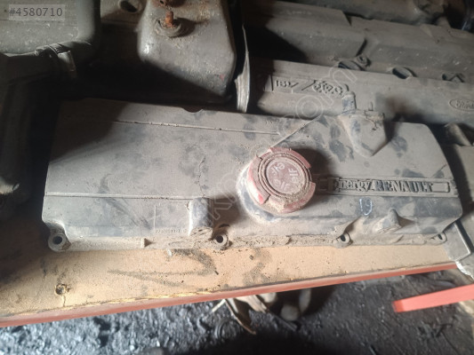 Renault 19 külbütör kapağı