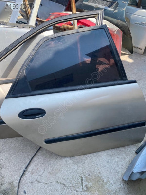 Renault laguna 1 arka sag kapı