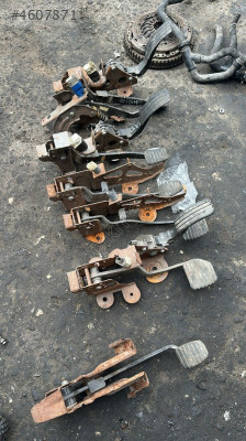 RENAULT CLİO 4 PEDAL KONUK OTO