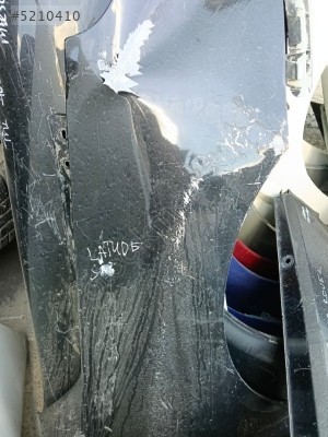 RENAULT LATITUDE SAĞ ÇAMURLUK