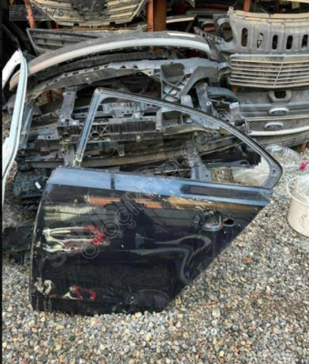 VOLKSWAGEN JETTA SOL ARKA KAPI EYÜPCAN OTODA