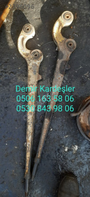 Land Rover Defender Ön Denge Kolu