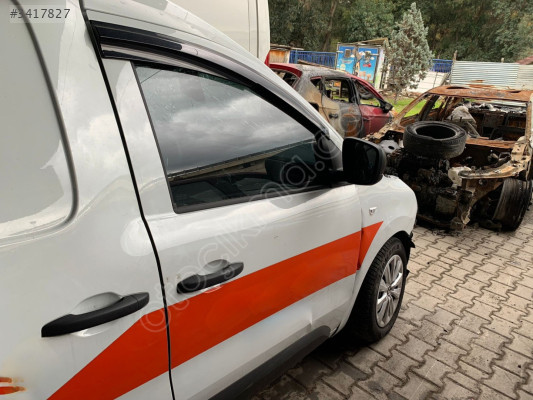 2023 Renault EXPRESS SAĞ ÖN KAPI