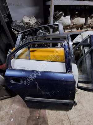 Honda Civic İes Sağ Arka Kapı