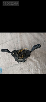 Audi A4 b7 far kolu