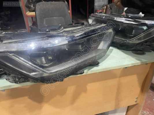 Passat B8 Sağ Ön Far LED Xenon - Fotoğraf 4