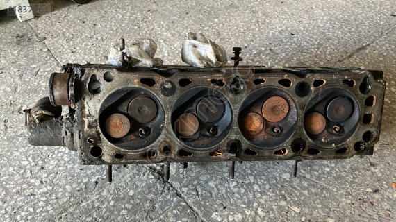Ford Taunus 2.0 silindir kapağı