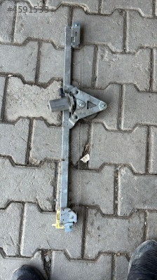 renault trafıc 2 sağ ön cam krıkosu