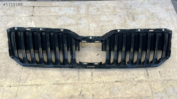 SKODA SUPERB PANJUR