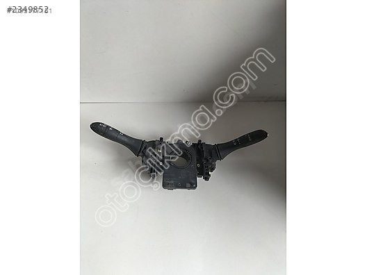 00751 RENAULT MEGANE 4 SİNYAL KOLU