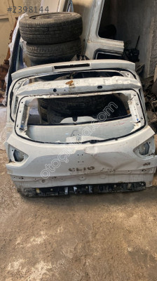 RENAULT CLİO 4 S.W ARKA BAGAJ KAPAĞI