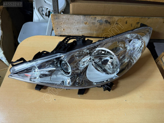 PEUGEOT 207 SOL MERCEKLİ FAR
