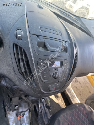 FORD COURİER TEYP ORJ ÇIKMA