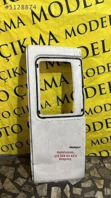 FİAT DOBLO SAĞ ARKA BAGAJ KAPAĞI