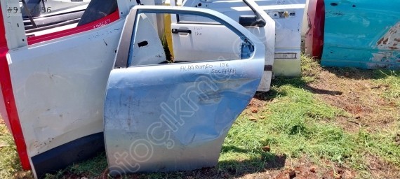 alfa romeo sol arka kapı