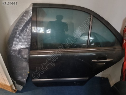 Mercedes e220 sol arka kapı