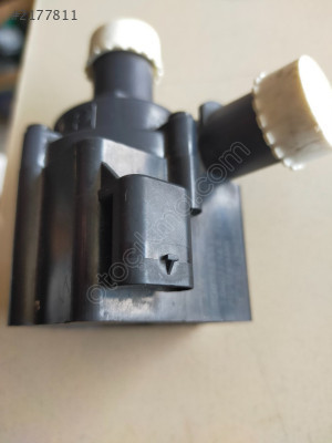 AUDİ A1 EK SU POMPASI 5Q0965561B