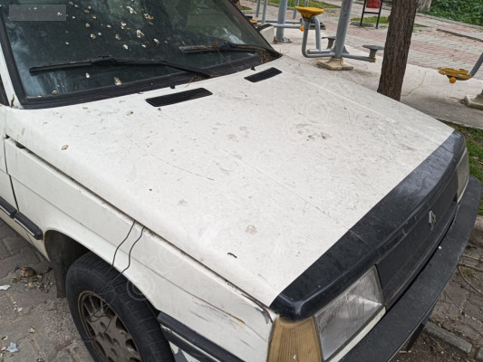 1990 Renault flash kaput