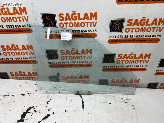 ÇIKMA MAZDA 323 SAĞ ÖN KAPI CAMI