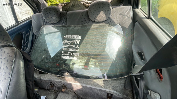 Peugeot 106 arka cam