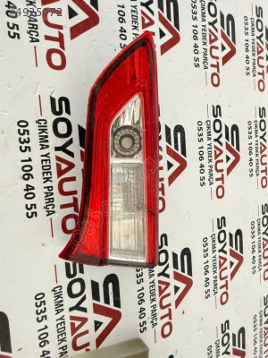 Toyota auris stop lambası
