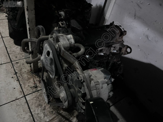 Renault R9 1.4 komple motor