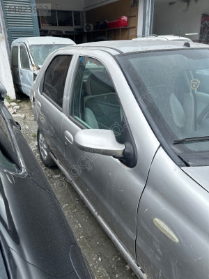 Fiat Siena sağ ön kapı