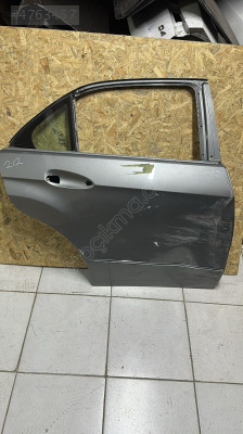 MERECEDES E SERİ W212 KAPI SAĞ ARKA