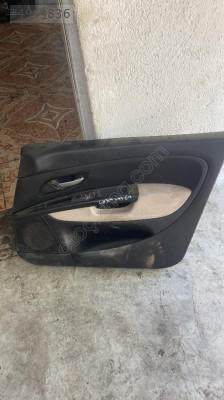 Fiat Linea sağ ön kapı döşemesi