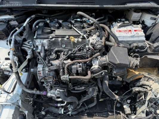 1.5 M15A ORİJİNAL ÇIKMA COROLLA MOTOR KAPAĞI