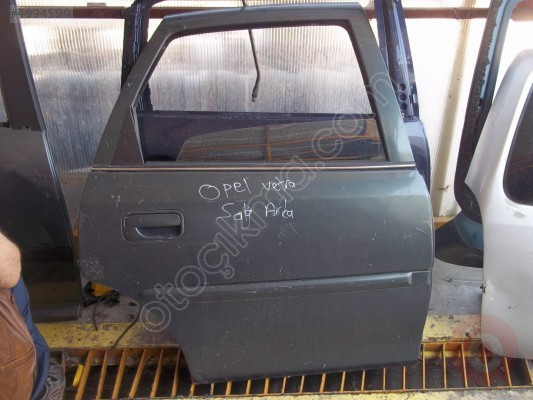 OPEL VECTRA B SAĞ ARKA KAPI,VECTRA B SAĞ ARKA KAPI
