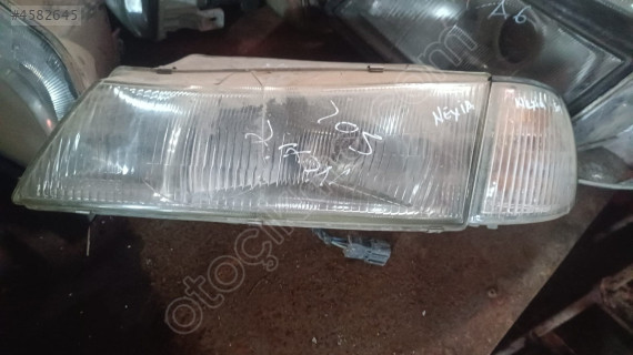 Daewoo nexia sol ön far