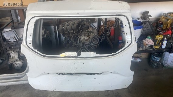 Dacia duster bağaj kapağı