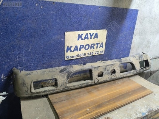 Isuzu NKR 55 ön tampon
