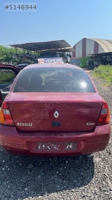 2001 clio bagaj kapısı