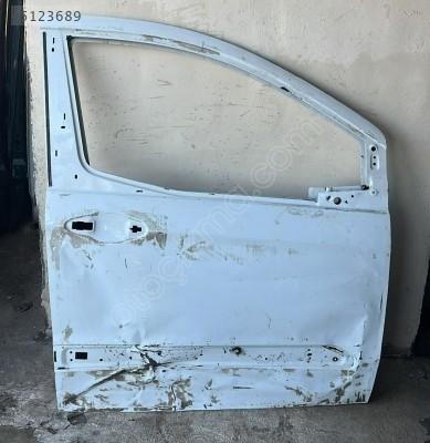 FORD COURİER SAĞ ÖN KAPI