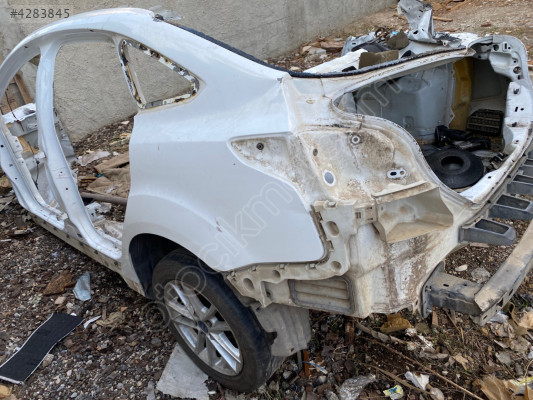 Ford focus sol arka çamurluk 2012-2018