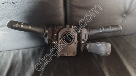 Renault Megane 4 sinyal kolu