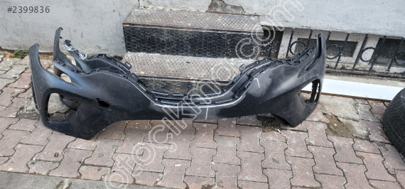2019.22 RENAULT CAPTUR ÖN TAMPON