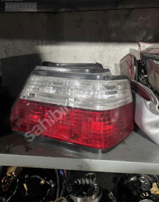 W124 E200 200E sağ arka stop şeffaf