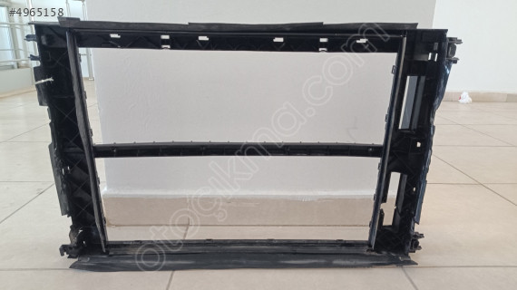 Opel Astra L Ön Panel 9829346480