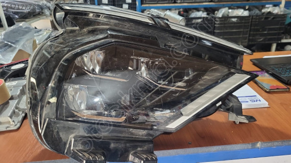 Citroen C4x Sağ Far Ledli